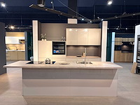 Nolte - showroomkeuken met beko apparatuur - afbeelding 1 van  15