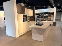 Nolte - showroomkeuken met beko apparatuur - afbeelding 2 van  15