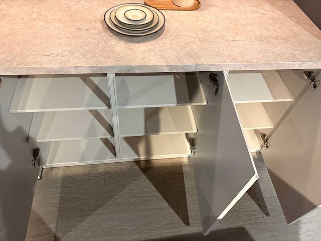 Nolte - showroomkeuken met beko apparatuur - afbeelding 11 van  22