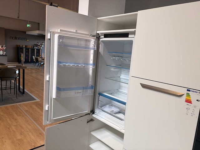 Nolte - showroomkeuken met bosch apparatuur - afbeelding 4 van  27