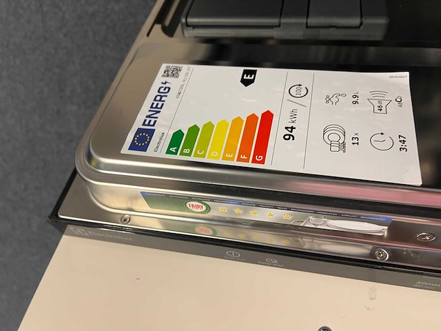Nolte - showroomkeuken met electrolux/aeg apparatuur - afbeelding 5 van  22