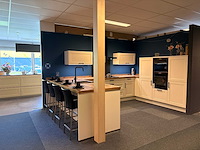 Nolte - showroomkeuken met electrolux/aeg apparatuur