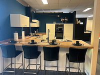Nolte - showroomkeuken met electrolux/aeg apparatuur - afbeelding 12 van  22