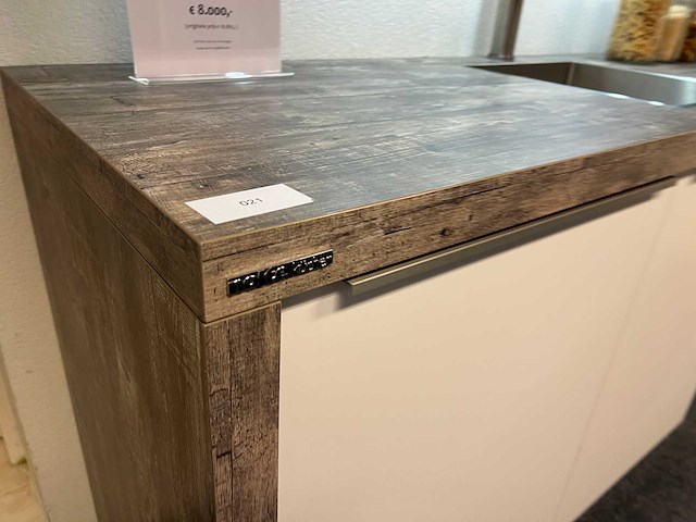 Nolte - showroomkeuken met franke/samsung apparatuur - afbeelding 5 van  22