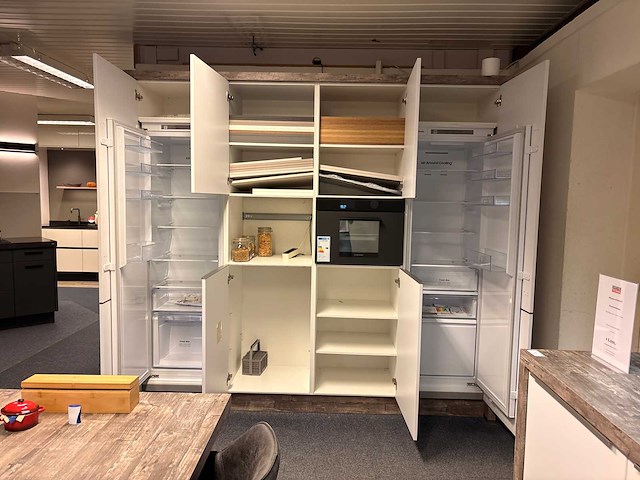 Nolte - showroomkeuken met franke/samsung apparatuur - afbeelding 11 van  22