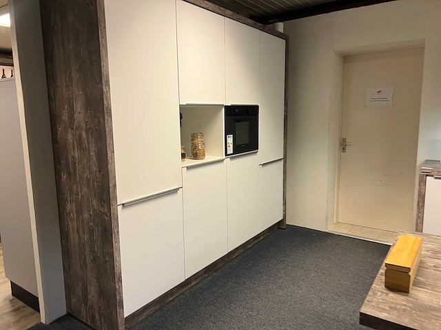 Nolte - showroomkeuken met franke/samsung apparatuur - afbeelding 18 van  22