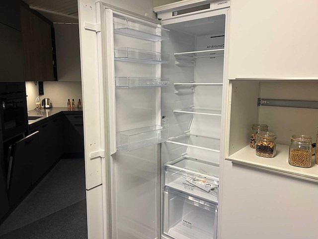 Nolte - showroomkeuken met franke/samsung apparatuur - afbeelding 19 van  22