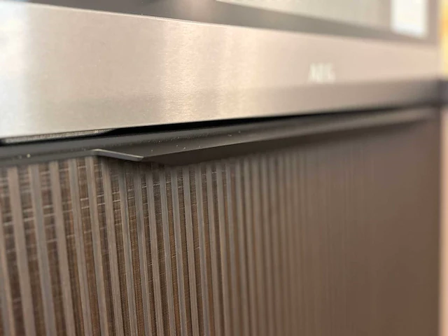 Nolte - soft lack magma - showroomkeuken met apparatuur - afbeelding 6 van  22