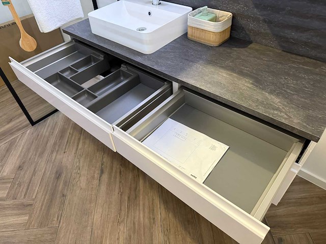 Nolte - spa alpha lack - badmeubelset 150 cm - afbeelding 16 van  17
