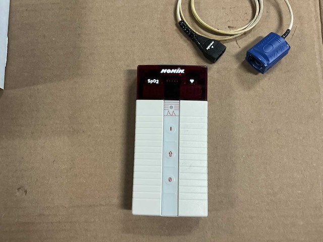 Non-inflatoir pulse oximeter - afbeelding 2 van  3