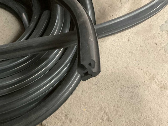 Non metalic special seal - afbeelding 1 van  4