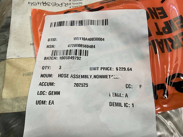 Nonmetallic hose assembly (20x) - afbeelding 2 van  3