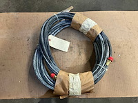 Nonmetallic hose assembly (2x) - afbeelding 1 van  4