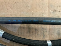 Nonmetallic hose assembly (3x) - afbeelding 1 van  5