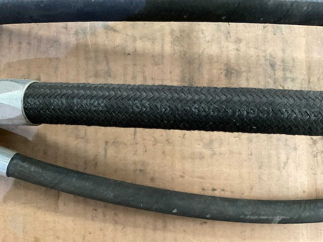 Nonmetallic hose assembly (3x) - afbeelding 3 van  5