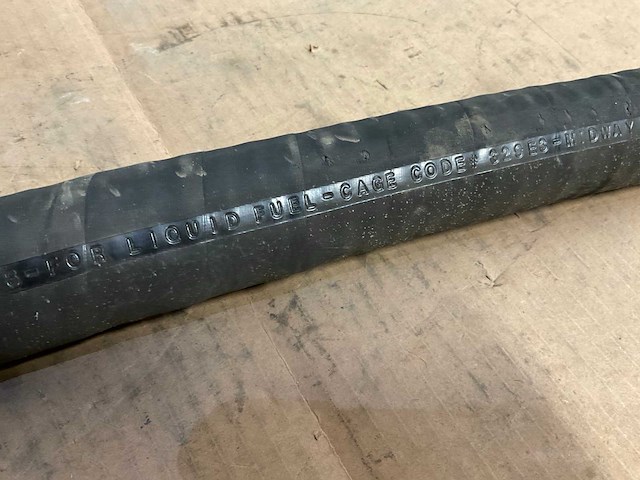 Nonmetallic hose assembly (4x) - afbeelding 2 van  5