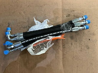 Nonmetallic hose assembly (5x) - afbeelding 1 van  4