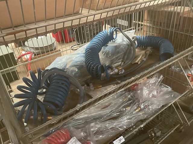 Nonmetallic hose assembly (5x) - afbeelding 1 van  4