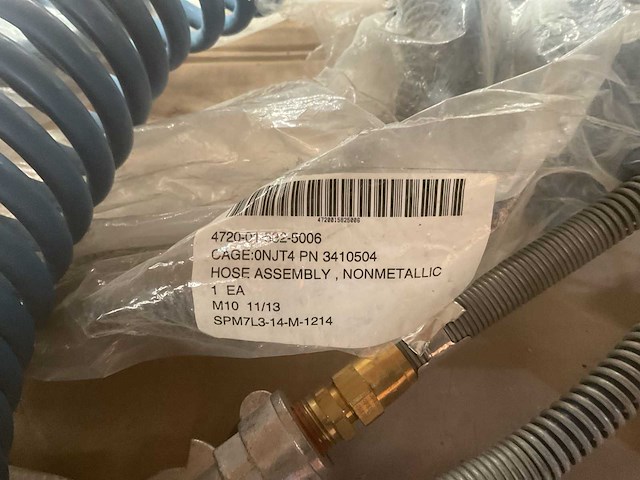 Nonmetallic hose assembly (5x) - afbeelding 4 van  4