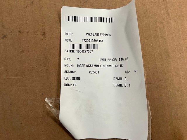 Nonmetallic hose assembly (7x) - afbeelding 3 van  4