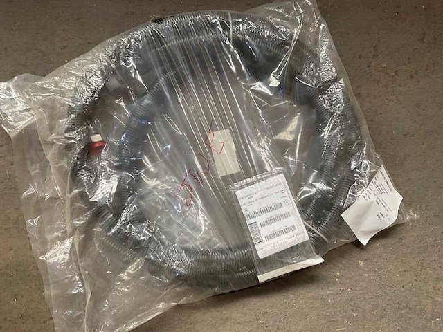 Nonmettalic hose assembly - afbeelding 1 van  4