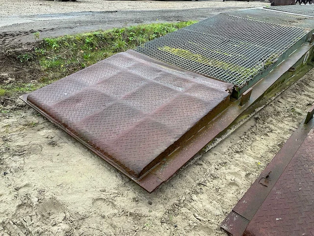 Noodbrug treadway type b - afbeelding 4 van  16