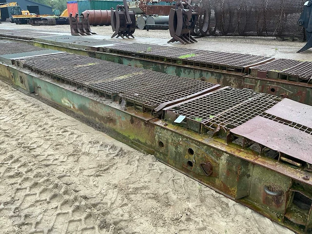 Noodbrug treadway type b - afbeelding 12 van  16