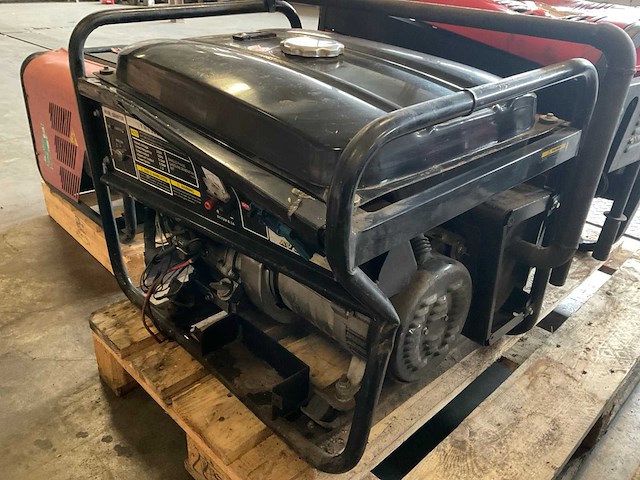 Noodstroomaggregaat (2x) - afbeelding 8 van  8