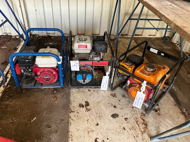 Noodstroomaggregaat (3x) - afbeelding 2 van  2