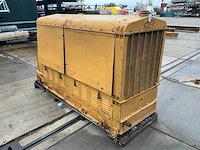 Noodstroomaggregaat - afbeelding 12 van  18