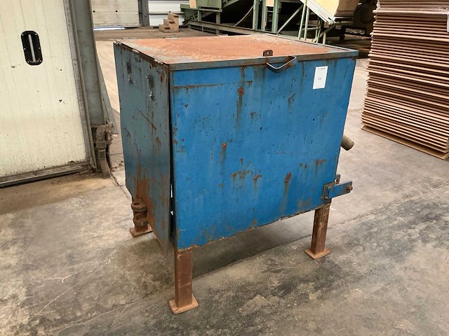 Noodstroomaggregaat - afbeelding 3 van  9