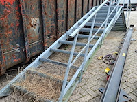Noodtrap 11 treeds met bordes - afbeelding 5 van  5