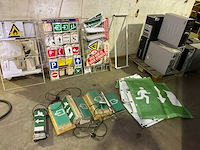 Nooduitgangsborden & stickers - afbeelding 1 van  5