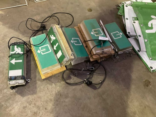 Nooduitgangsborden & stickers - afbeelding 2 van  5