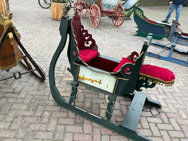 Noord hollandse arretikker slee - afbeelding 13 van  19