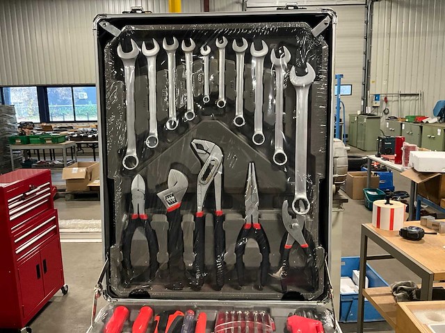 Noorma trolley 143 delig gereedschapskoffer - afbeelding 4 van  7