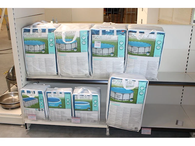 Noppenfolie flowclear in diverse maten. totaal acht verpakkingen - afbeelding 1 van  2