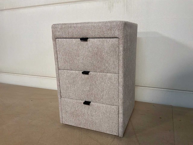 Nora nachtkastje - afbeelding 3 van  8