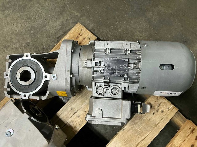 Nord drivesystems elektromotor (4x) - afbeelding 4 van  9