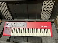 Nord lead 2x synthesizer keyboard - afbeelding 2 van  5