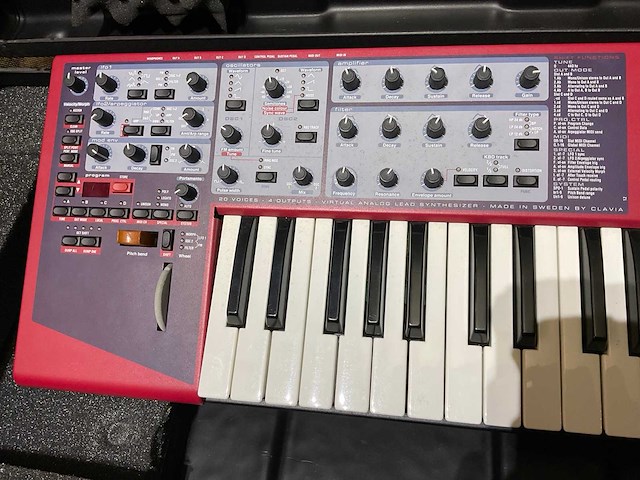 Nord lead 2x synthesizer keyboard - afbeelding 3 van  5