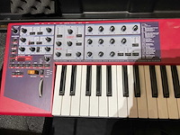Nord lead 2x synthesizer keyboard - afbeelding 2 van  3