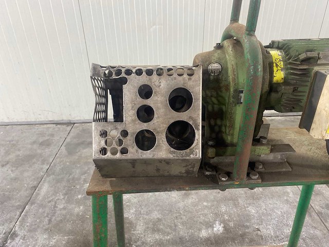 Nord sk 100 l/4 nord elektromotor + ponsblok - afbeelding 3 van  6