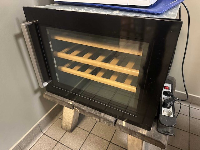 Nordcap - sommelier 24/1 - wijnklimaatkast - afbeelding 1 van  6