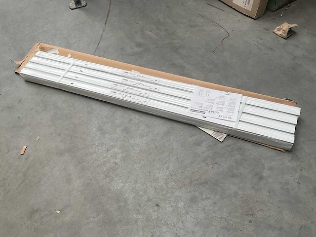Nordic aluminium stroomrail - afbeelding 1 van  4