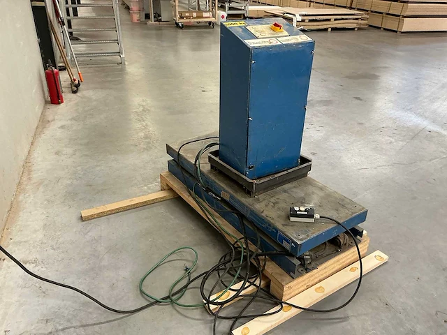 Nordlift - 1995 - xx3000 - hefplateau - afbeelding 8 van  11
