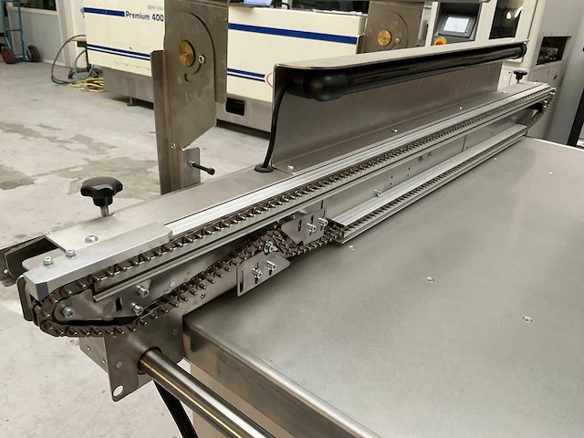 Nordson board handler uv inspection line - afbeelding 2 van  7
