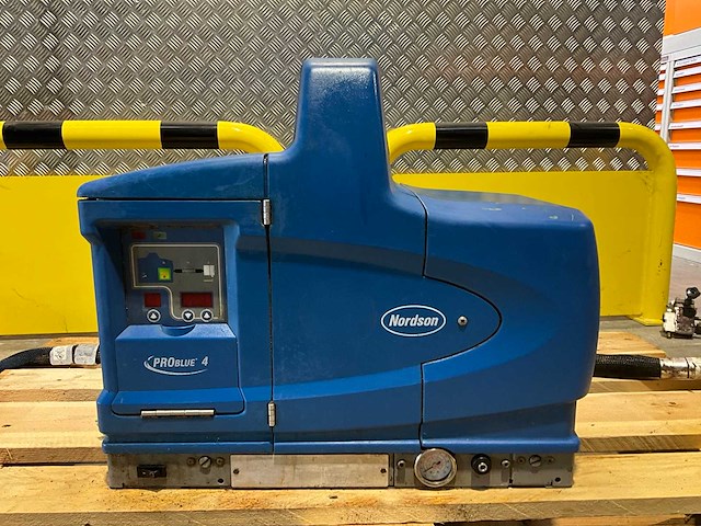Nordson problue 4 hot melt lijmpomp - afbeelding 2 van  7