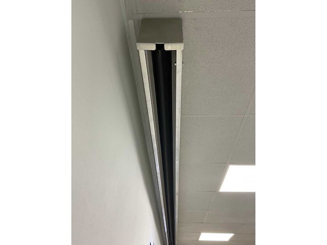 Norfi aluminium afzuigrail - met uitlaatafzuigkit - 6 mtr. - afbeelding 10 van  10