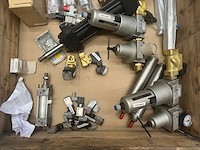 Norgren, smc - partij pneumatische componenten en luchtverzorgingsonderdelen - afbeelding 2 van  7